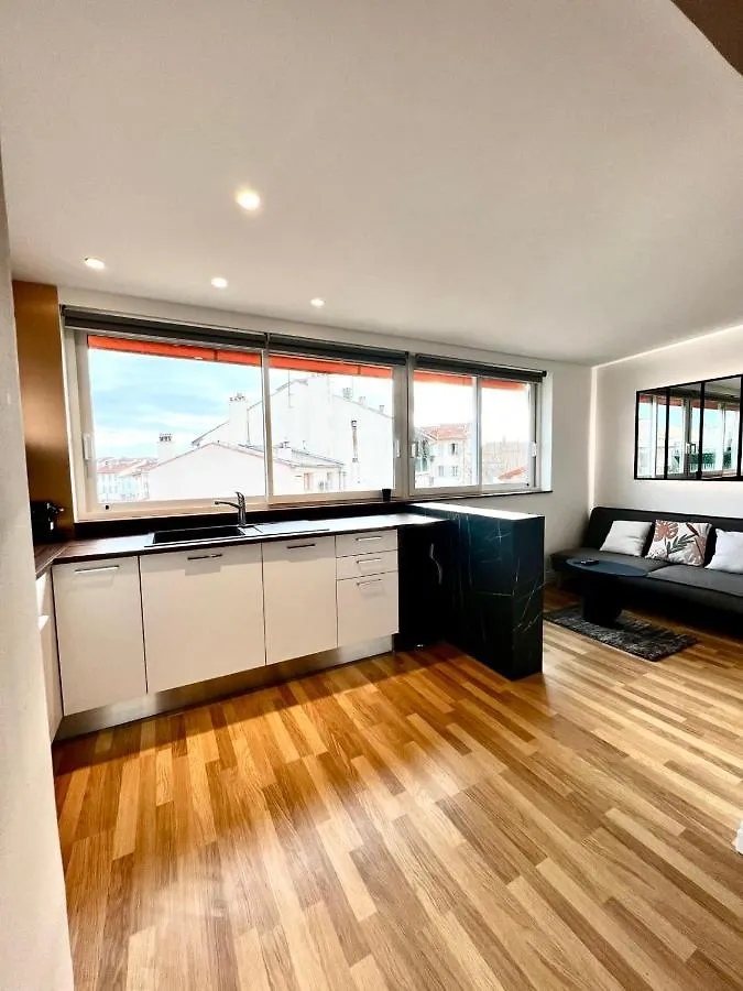 Vauban City-Center 1 Bedroom Apartment In Antibes With Ac